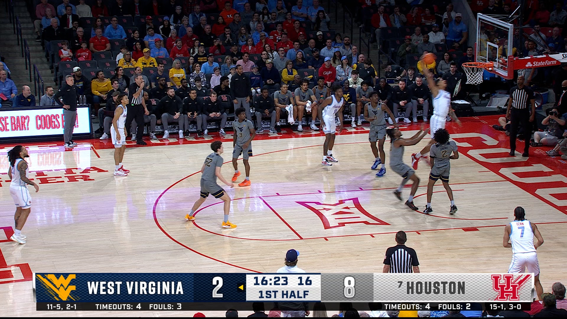 Houston’s Chris Cenac Jr. Flies Through the Lane for Slam Dunk vs West Virginia