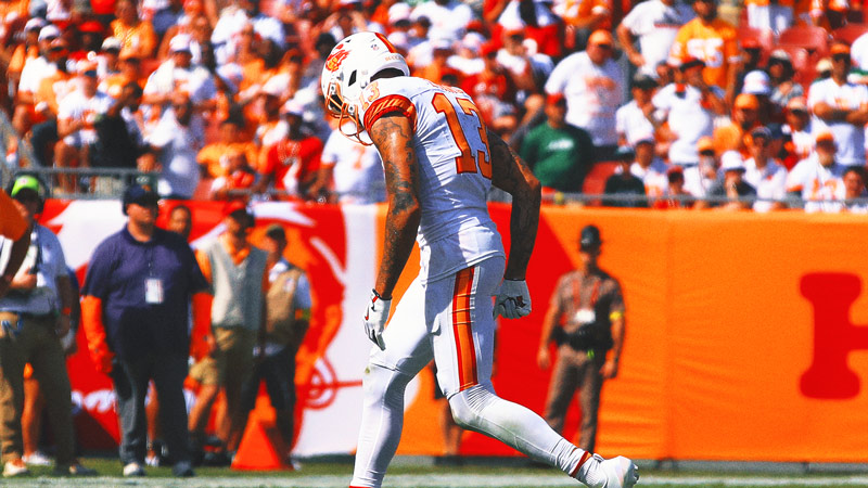 2025 NFL Week 4 Buzz: Giants Change QB; Titans Switch Playcaller; Mike Evans Out