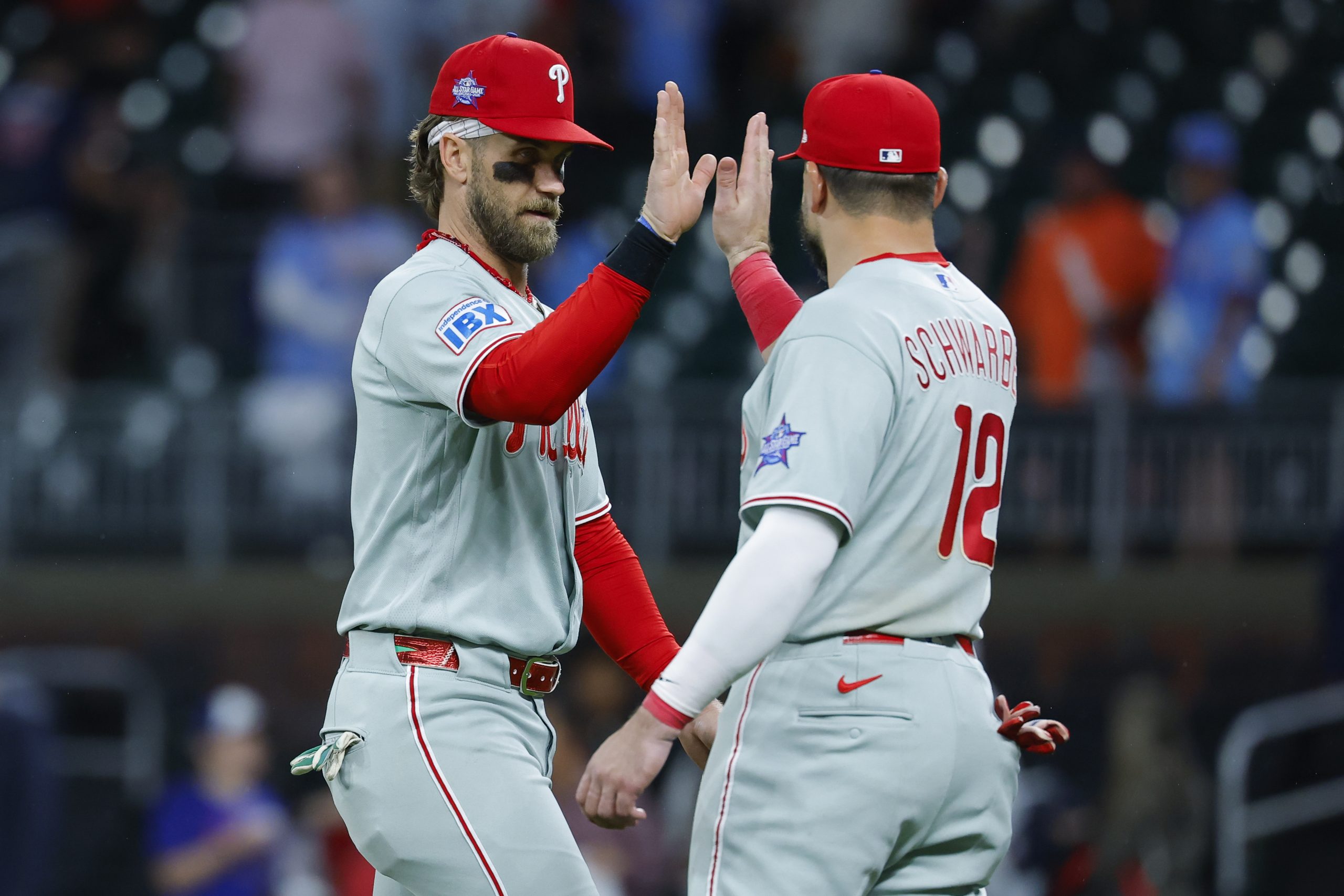 Bryce Harper, Phillies Snap 10-Game Skid With Extra-Inning Win Over Braves